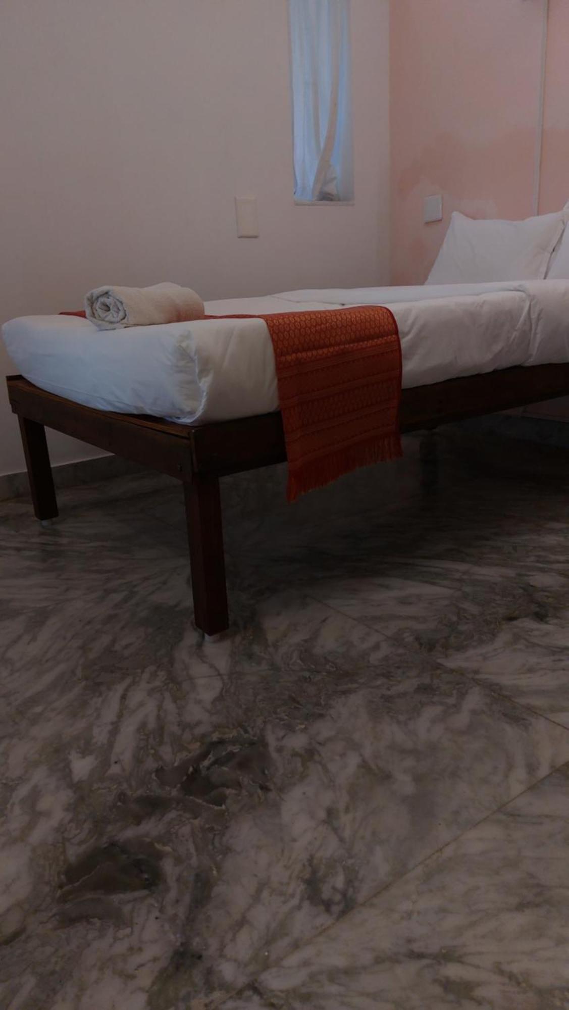 26 Laporte Puducherry Buitenkant foto